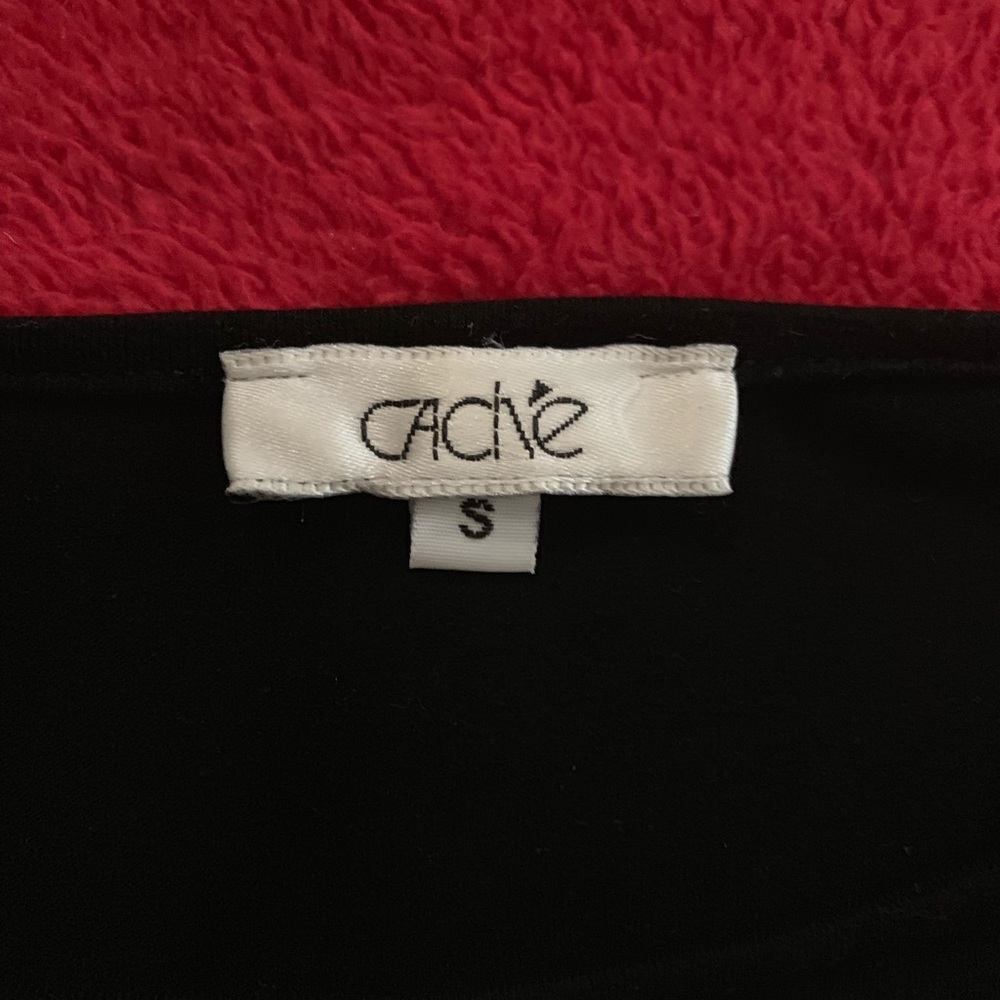 Cache top. Excellent!! Small - Picture 4 of 5
